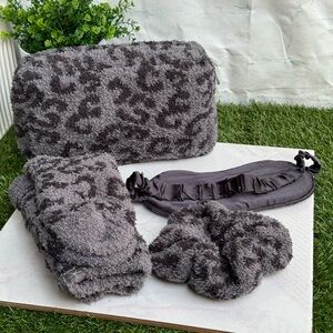 DREAMS 
Barefoot in the Wild Eye Mask Scrunchie and Sock Set
$98 Graphite/Carbon
